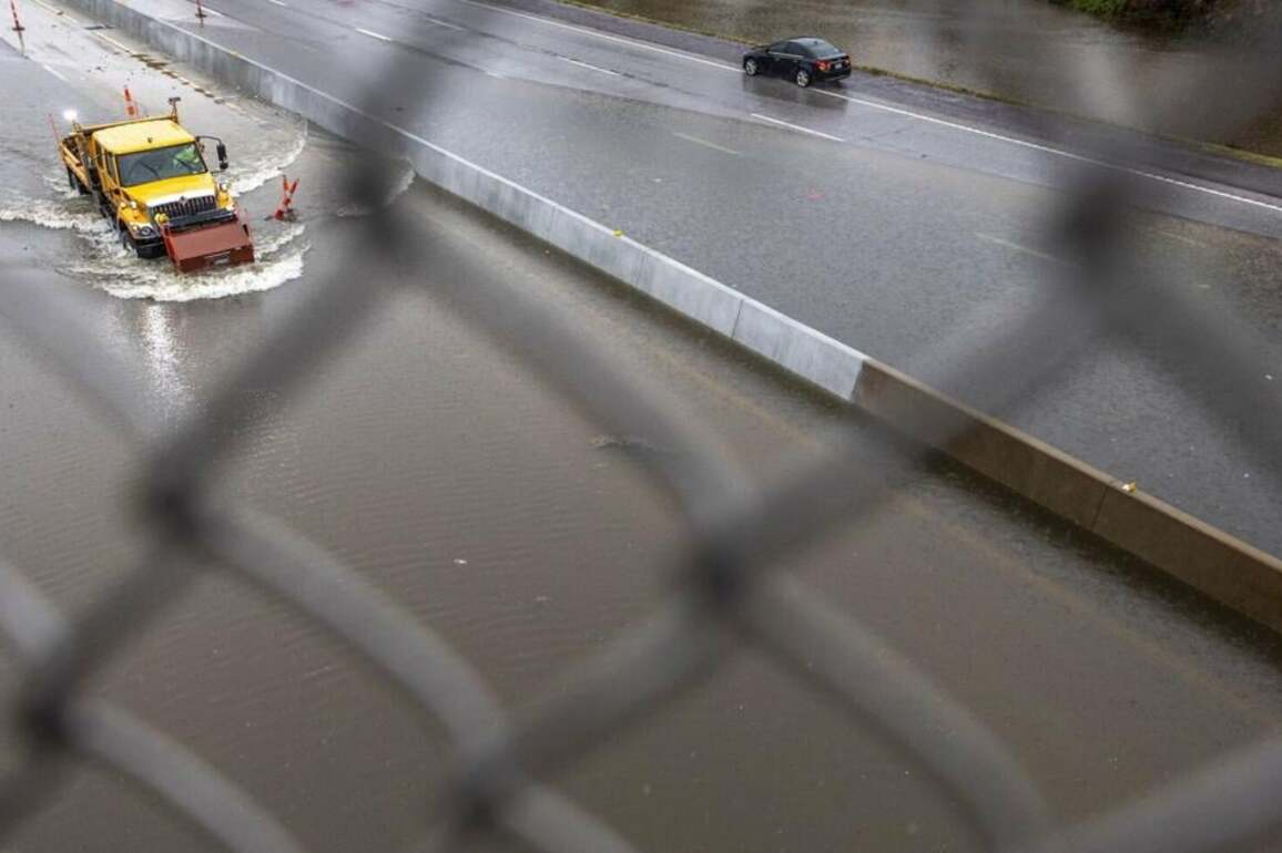 Suit- Poorly marked lane closure caused St. Louis Co. death