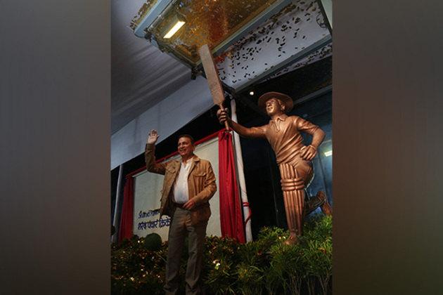 'Little Master' Sunil Gavaskar thanks MCA for life-size statue at new cricket museum