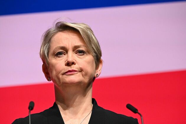 Epping is crisis boiling over before our eyes  Yvette Cooper must act - UK