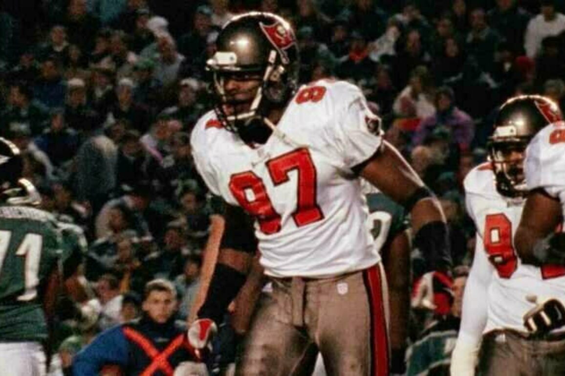 Simeon Rice's Ring of Honor Induction Set for Nov. 30 Arizona Game