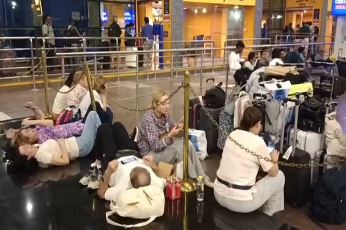 Emirates cancels flights from Chennai amid Gulf tensions; passengers stranded