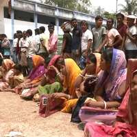 Bengal: Relief camp set up in Malda for victims of Murshidabad violence