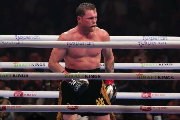Reports: Canelo Alvarez out until at least mid-2026 after elbow surgery
