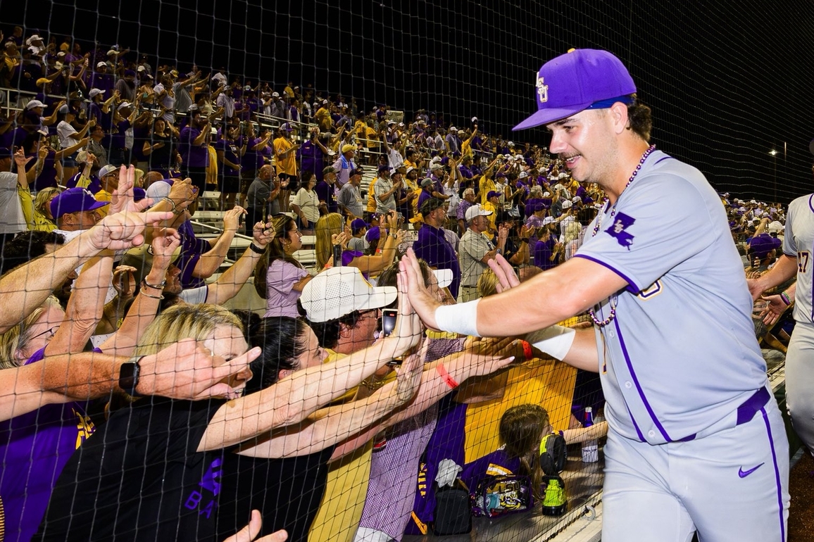 Auburn eliminated as LSU and Arkansas head to College World Series