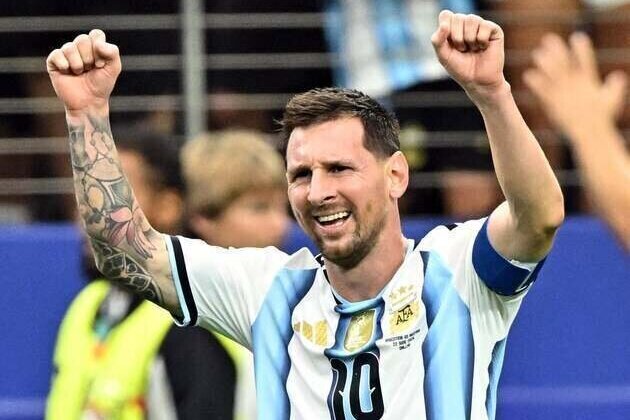Argentina shut down Austria 2-0 as Lionel Messi makes history