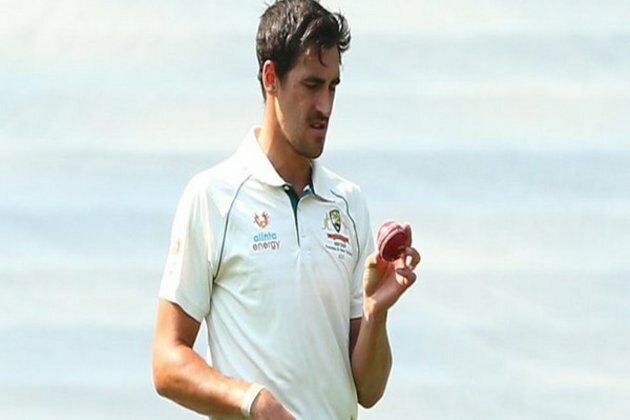 Ponting feels Starc needs to start swinging ball again