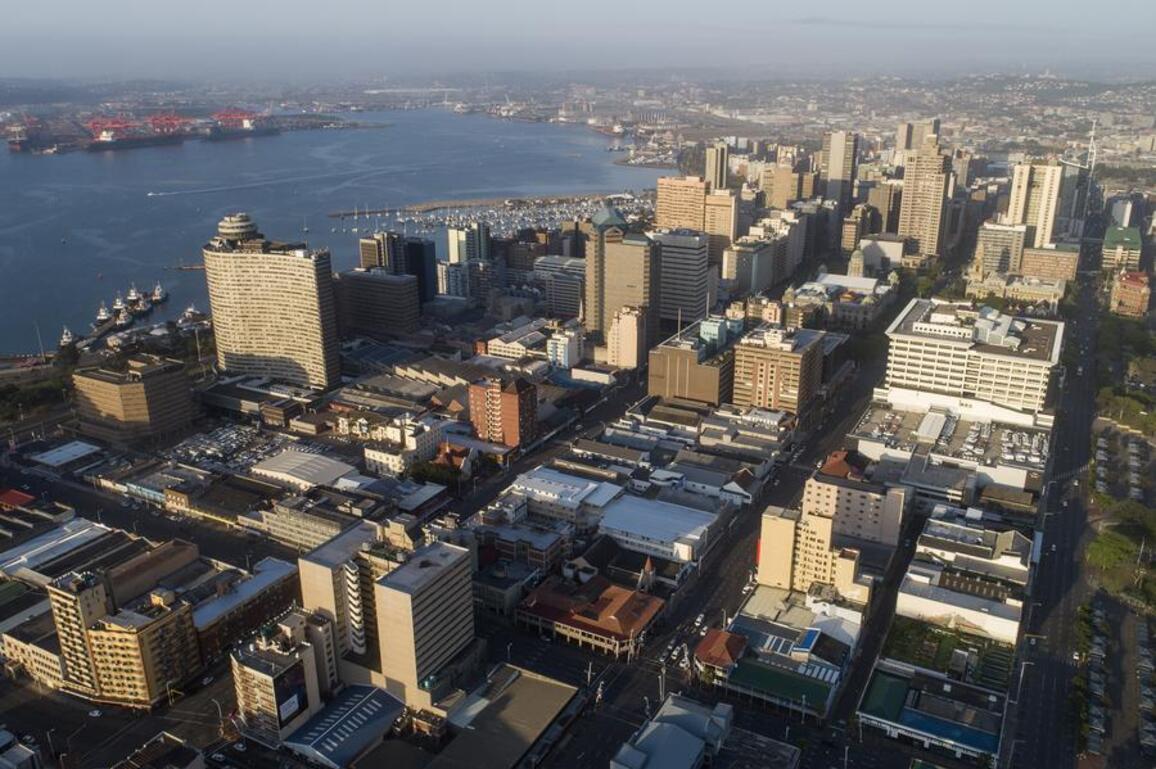 Taxis halt service amid rising tensions with e-hailing drivers in Durban, South Africa