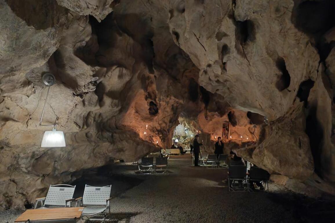 Karst wonders inspire new cave tourism boom