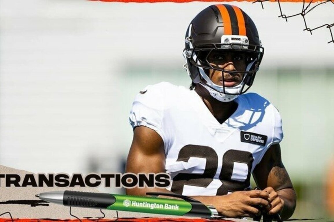 Browns elevate CB Tre Avery