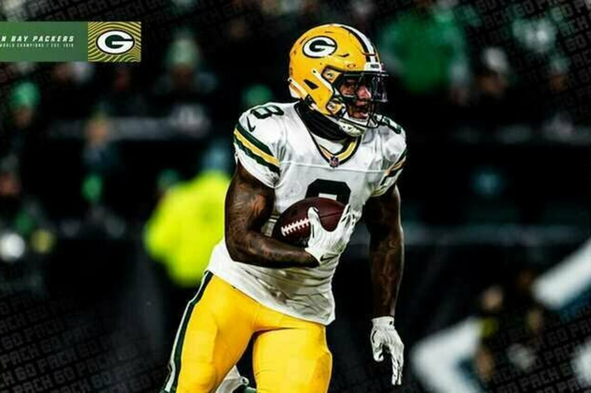 Packers RB Josh Jacobs 'looks better this year'