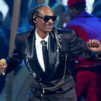 Snoop Dogg drops music VIDEO about Telegram gifts