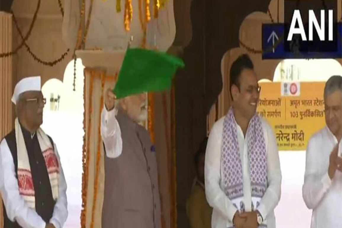 PM Modi flags off Bikaner-Mumbai express, inaugurates redevolped Deshnoke Station in Rajasthan