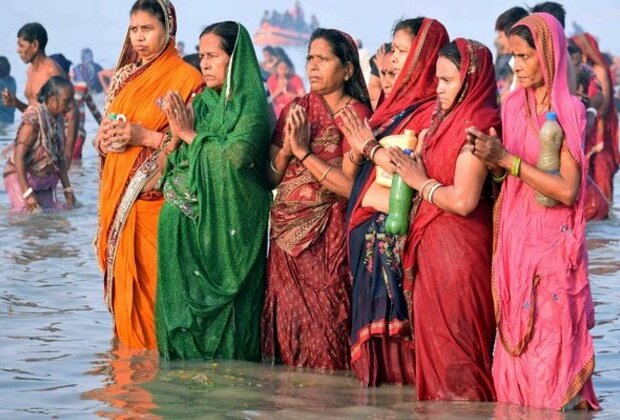 'No existence of Coronavirus, devotees will visit Gangasagar mela': Kapil Muni Temple chief priest