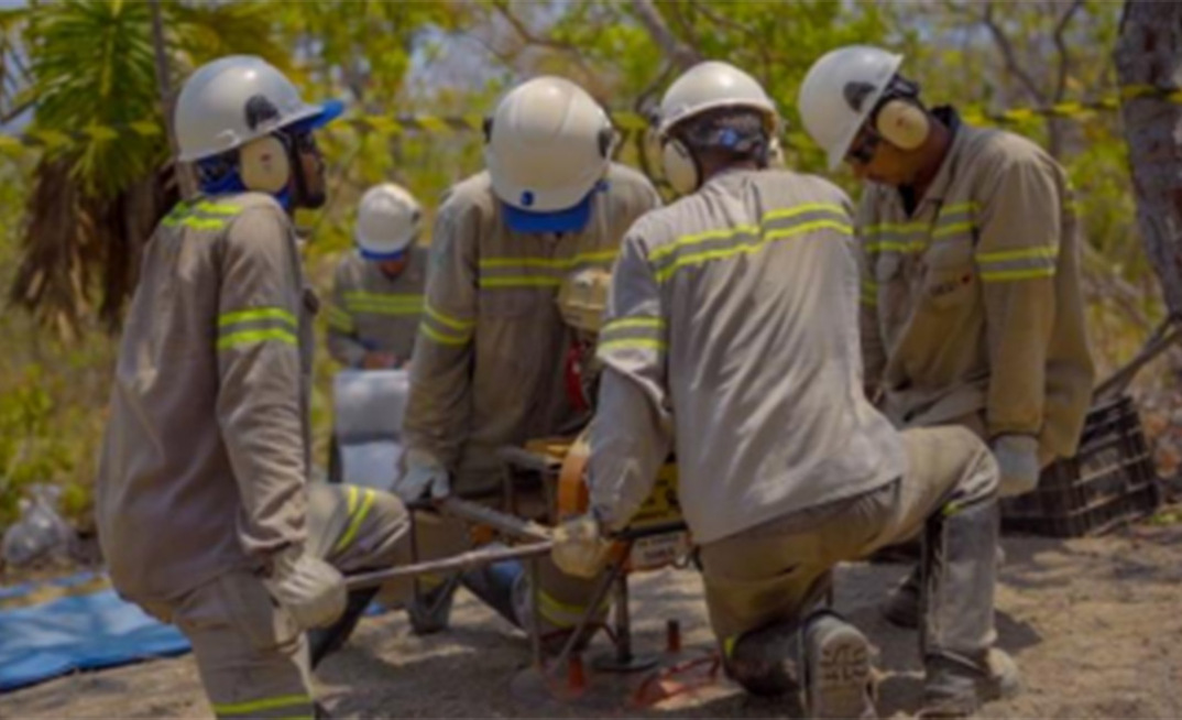 Sondagem da Aclara no projeto de terras raras Carina, em GO/Reprodução