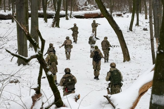 UK Accuses Kremlin of Trying to Install Pro-Russian Leader in Ukraine