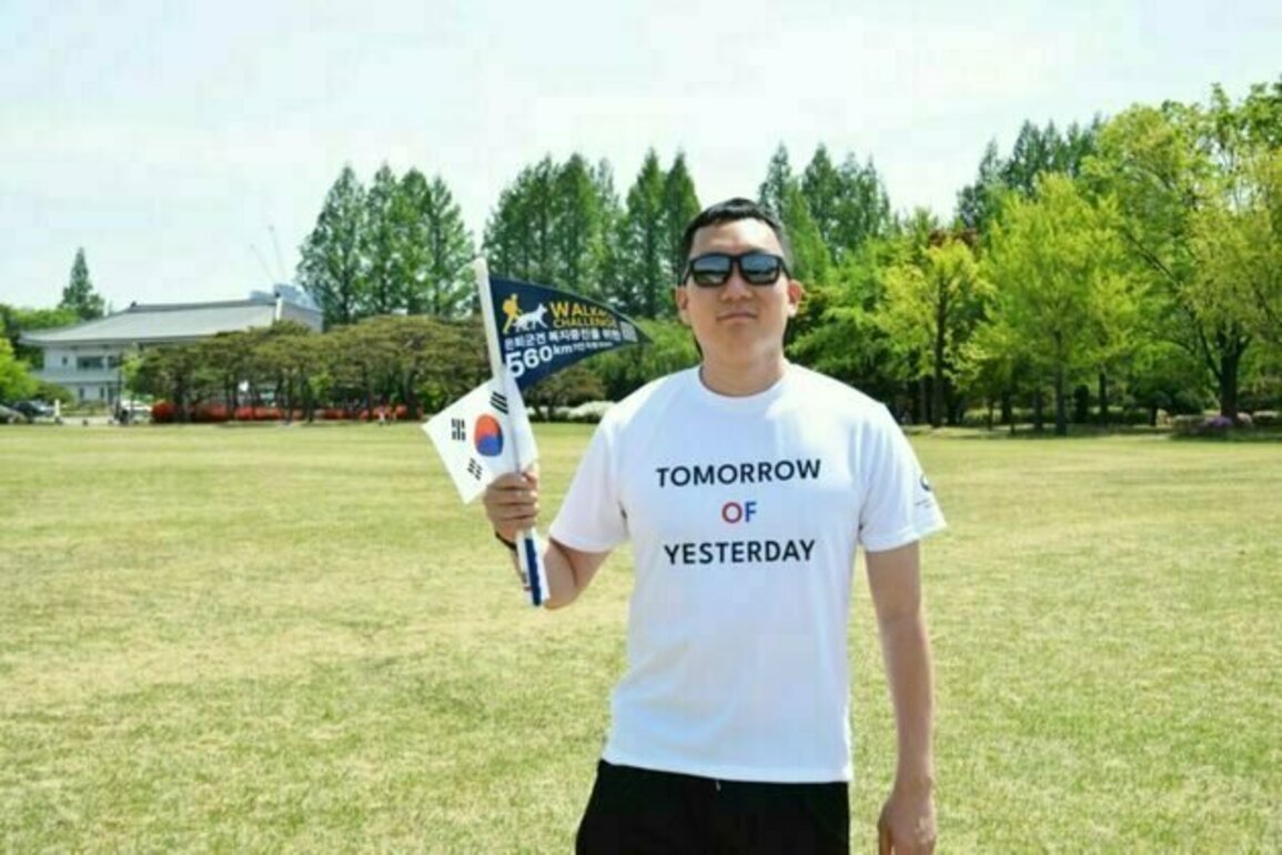 Walkation for Heroes: A 560-Kilometer Journey from Seoul to Busan for Service Dogs and Veterans