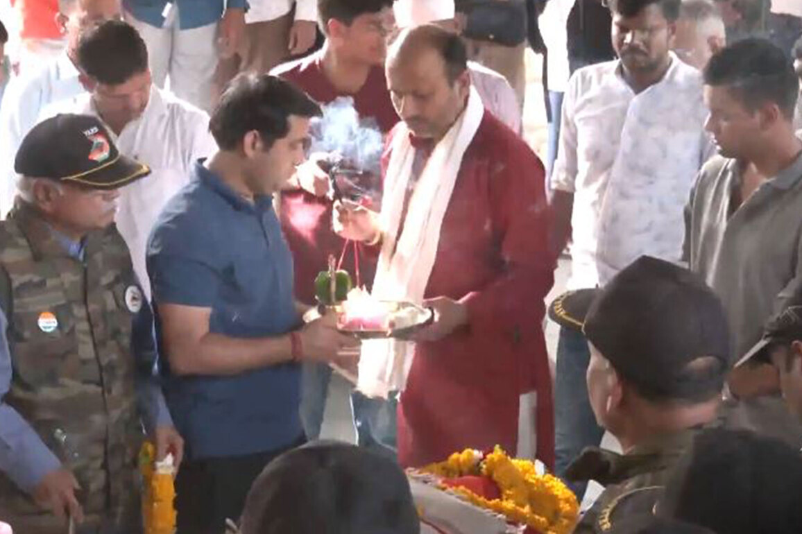 Madhya Pradesh: Mortal remains of Twisha Sharma handed over to family for last rites