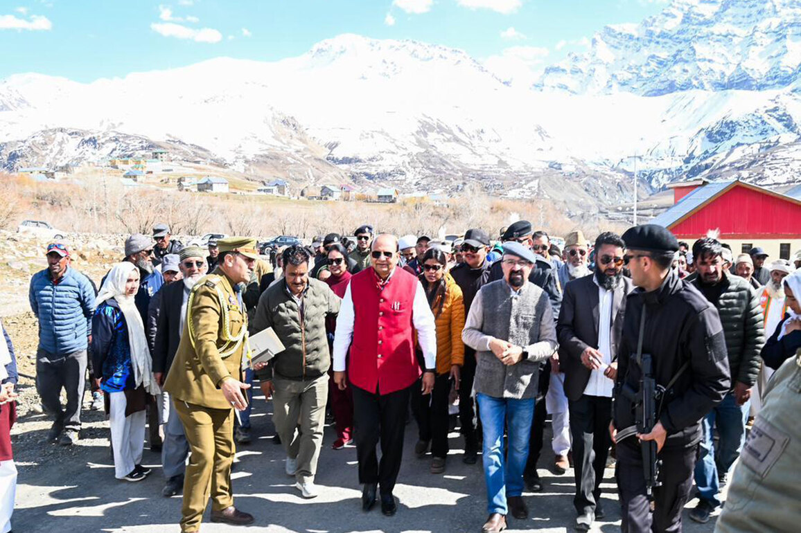 Ladakh LG Saxena visits eastern portal of Zoji-La Tunnel to review ongoing work