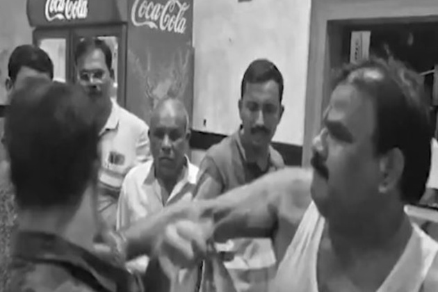 Shiv Sena MLA Sanjay Gaikwad assaults canteen worker on video; Priyanka Chaturvedi targets Maharashtra govt