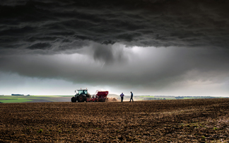 Farmers' Weather - "When I hear politicians disparaging climate change as a hoax, my reaction is exasperated"