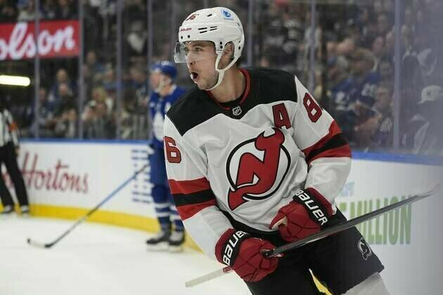 Jack Hughes' hat trick sparks Devils past Maple Leafs