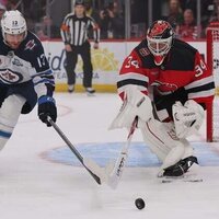 Jets starting to click, face tall order in visit to Lightning