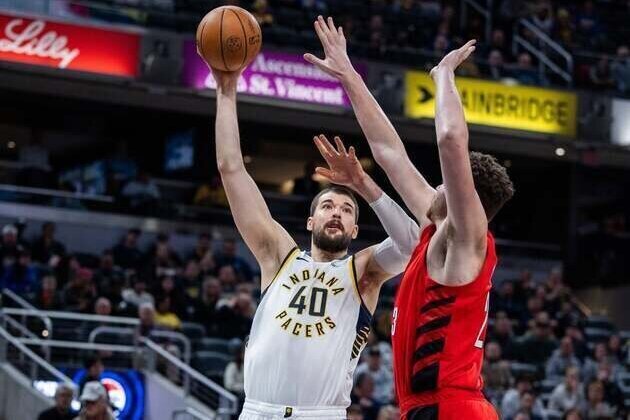 Trail Blazers survive late surge to extend Pacers' historic skid