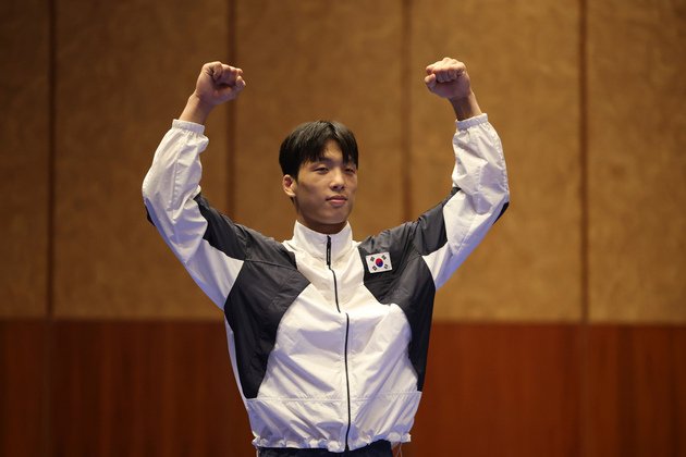 (SP)CHINA-HAINAN-SANYA-ASIAN BEACH GAMES-JIU JITSU-MEN'S -77KG-AWARDING CEREMONY(CN)