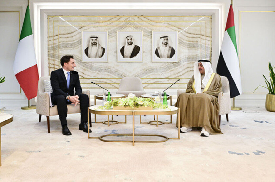 Saqr Ghobash receives president of Italian parliamentary climate commission