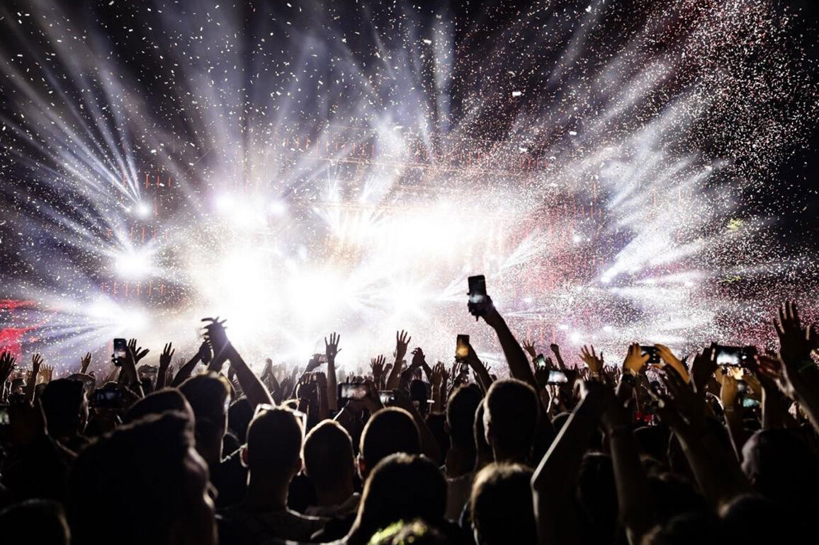 5 Must-Visit Party Venues in Noida for Great Food, Music & Good Vibes
