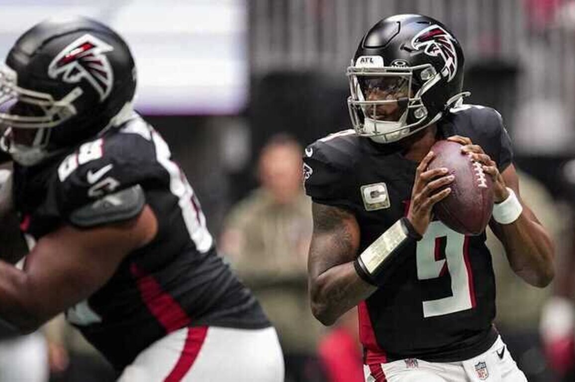 Staying grounded: Falcons QBs focus on the present