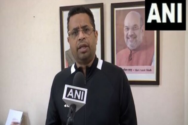 "Mamta Banerjee should leave Hindu religion": BJP MP Saumitra Khan on Bengal CM's Maha Kumbh remarks