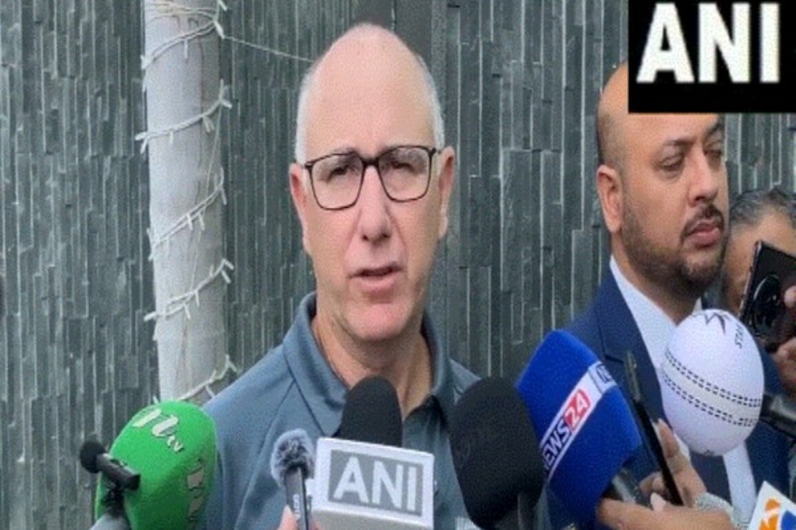 "Out of our hands, wouldn't worry about it much...": NZ coach on travelling to Dubai for playing CT final against India
