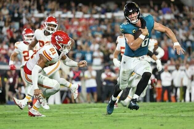 Trevor Lawrence's dramatic late TD lifts Jaguars over Chiefs