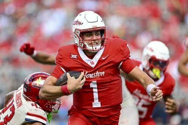 Game-winning field goal helps Houston slip past Arizona