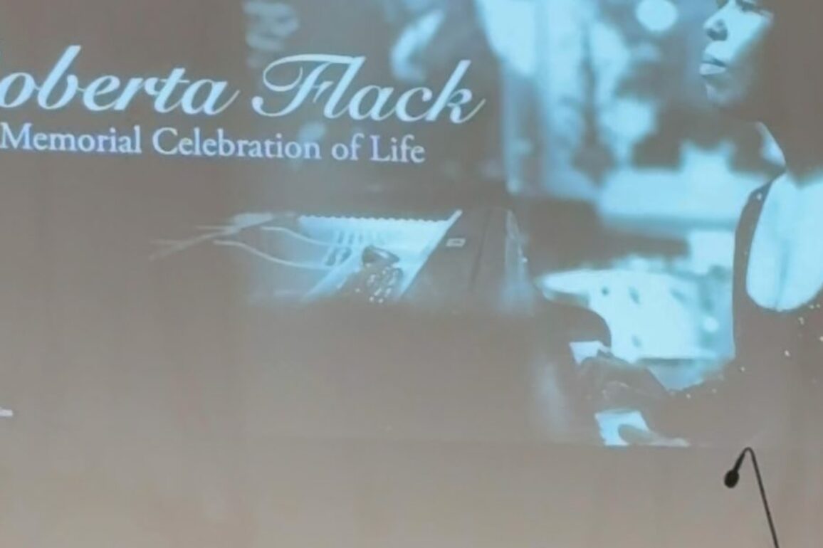 WATCH Lauryn Hill And Stevie Wonder Sing Goodbye to Roberta Flack - Post News Group