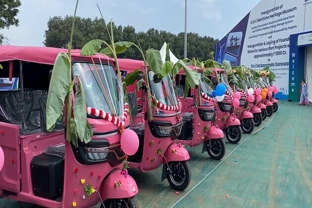 Union Minister Sarbananda Sonowal flags off electric pink autos for fisherwomen's economic upliftment