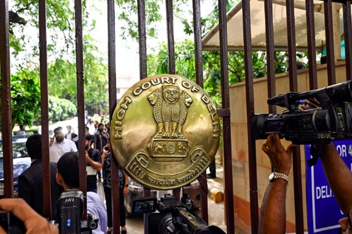 Delhi HC directs defamation suit by Priya Kapur to be placed before judge hearing main family dispute; hearing on Feb 17