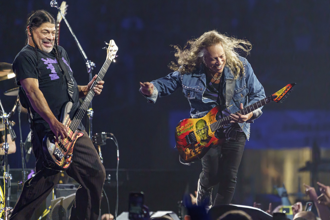Photos- Metallica performs at Mercedes-Benz Stadium - Atlanta Magazine