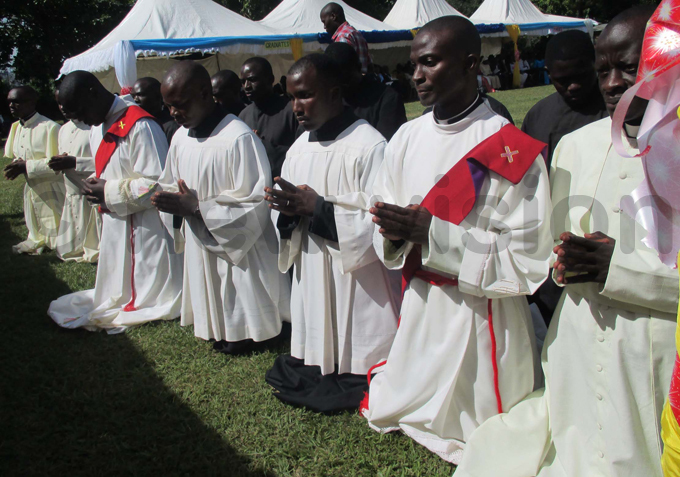 he eacons and eminarians going on astoral work during their commissioning hoto by athias azinga
