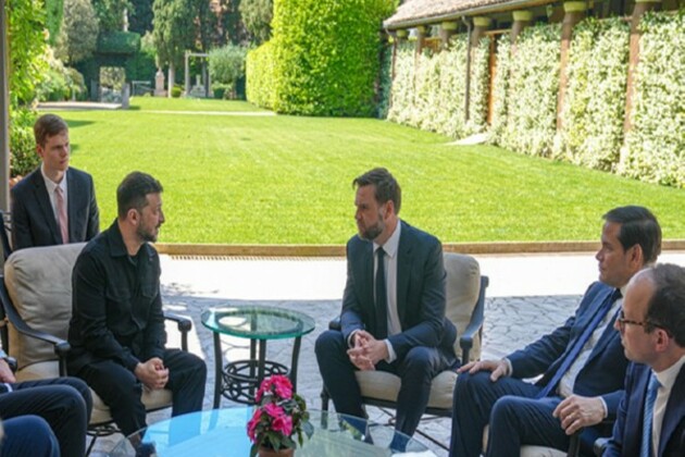 Rome: US Vice President Vance meets Zelenskyy to discuss Ukraine-Russia peace talks