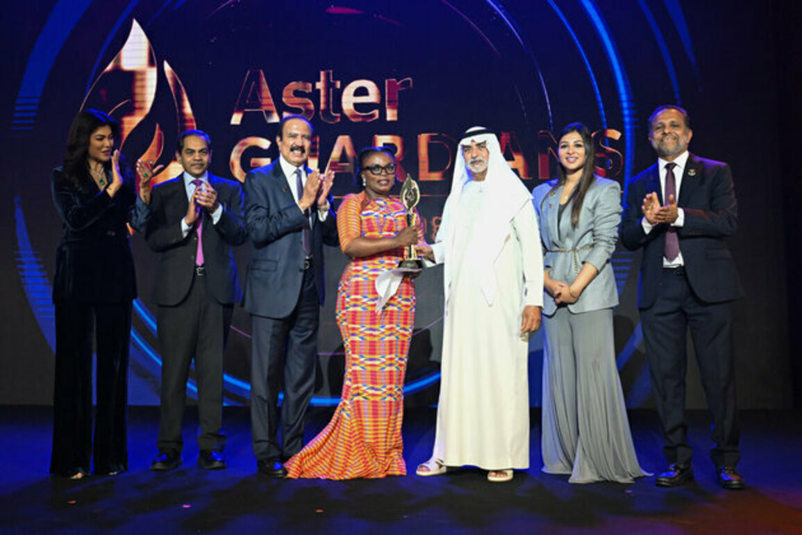 Nahyan bin Mubarak honours Naomi Oyoe Ohene Oti from Ghana with Aster Guardians Global Nursing Award 2025