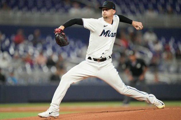 Marlins gear up for pivotal DH vs. Mets
