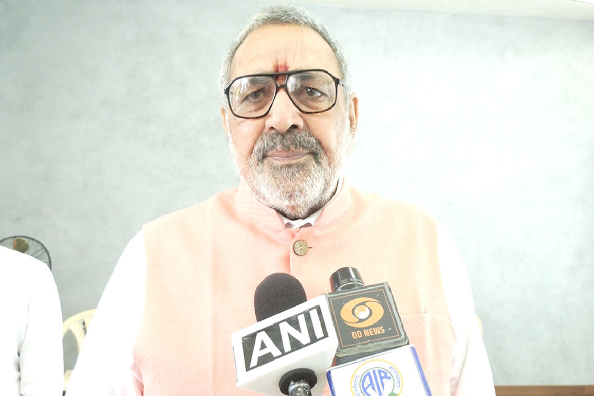 Andhra Pradesh can emerge as India's next 'Silk State', says Union Textiles Minister Giriraj Singh