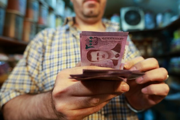 Syrian Currency Plumbs New Lows Against US Dollar