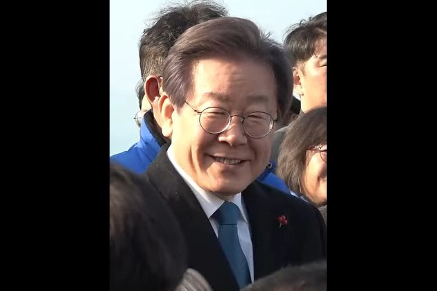 Lee Jae-myung backs tougher rules on martial law
