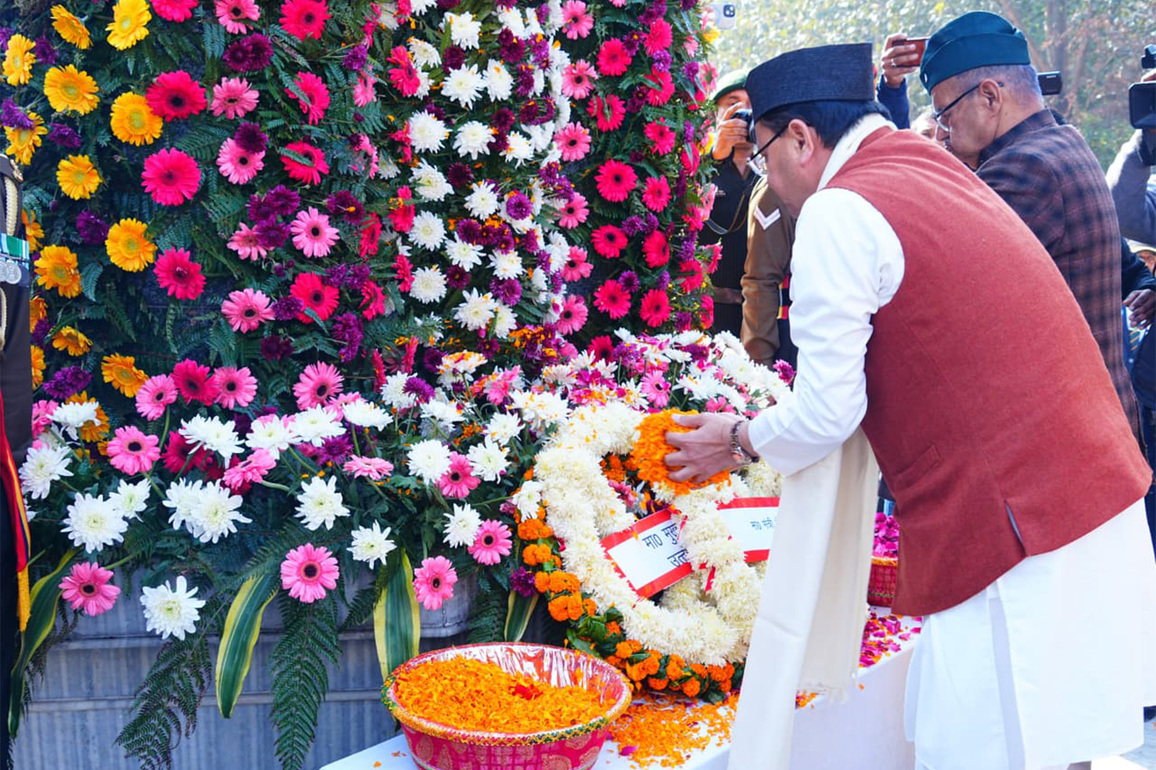 CM Dhami pays tribute to Martyrs on Vijay Diwas, honours 1971 War veterans in Dehradun