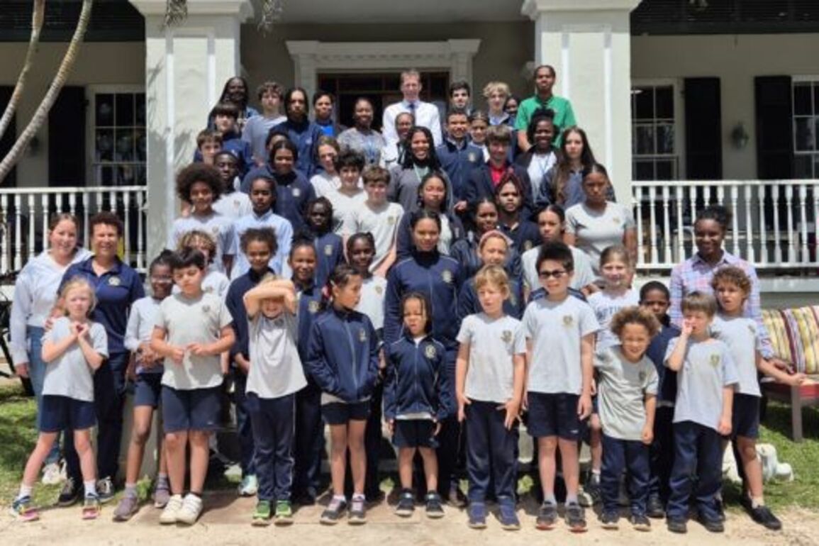 Governor Andrew Murdoch Visits Chatmore