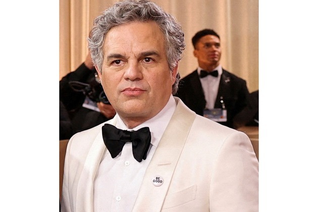 Mark Ruffalo says Hollywood stars feared blacklisting for signing Paramount-WB merger letter