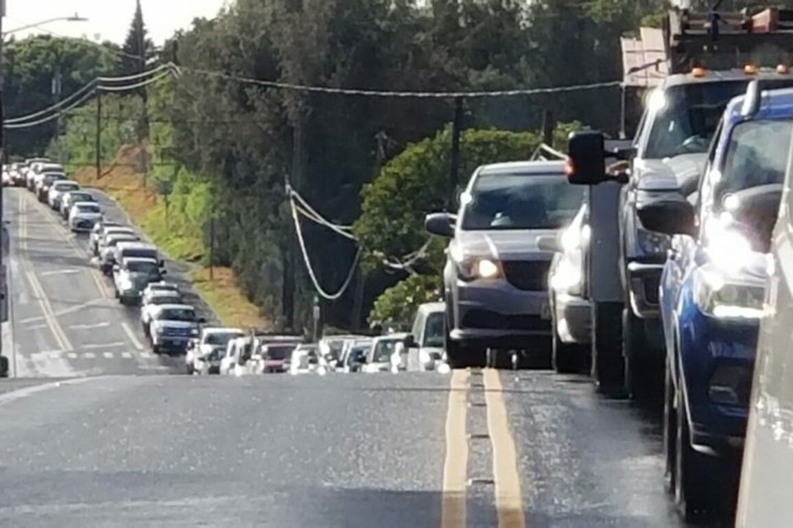 Current volcanic eruption causes heavy traffic on Highway 11